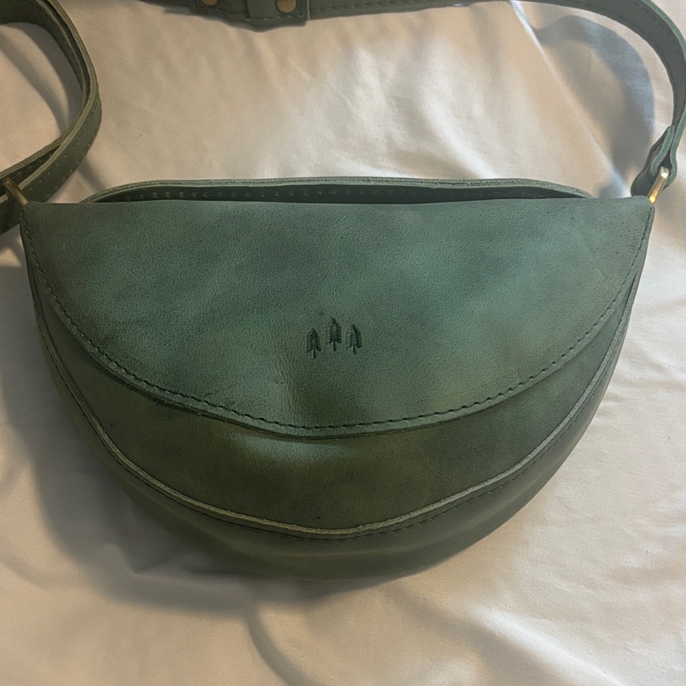 Portland Leather Small Koala Sling Bag CUCUMBER NEW - Picture 5 of 10